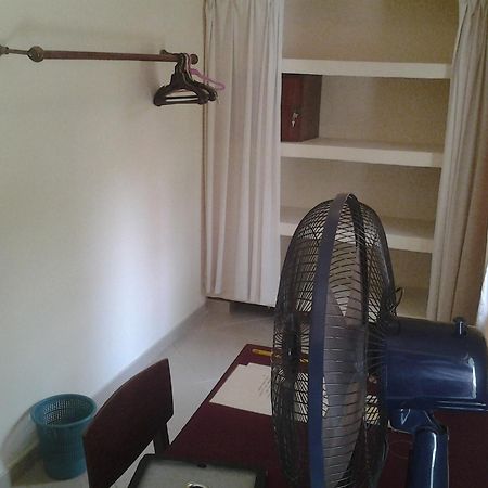Tandem Guesthouse Хиккадува Номер фото