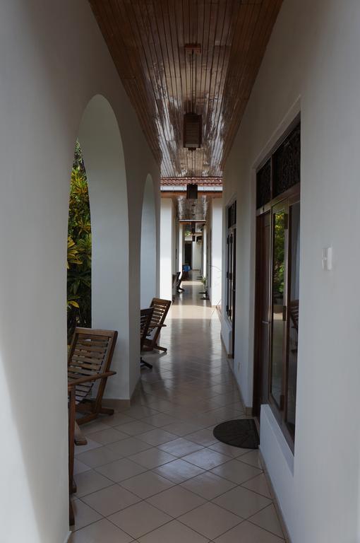 Tandem Guesthouse Хиккадува Экстерьер фото
